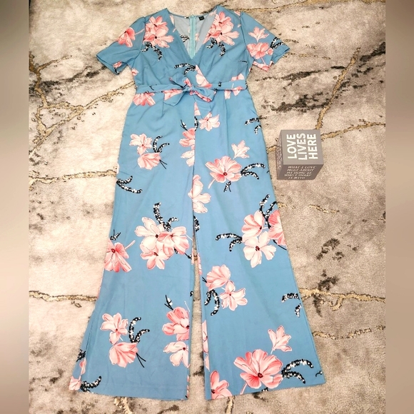 PERFECTLY CUTE Women's XL Blue and Pink Floral Jumpsuit. NWOT - Picture 9 of 16